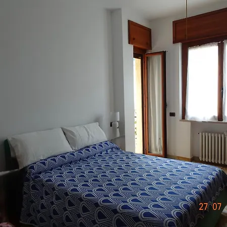 Residential Area Near The Sea And The Mountains Apartman Diano Marina