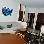 Residential Area Near The Sea And The Mountains Apartment *