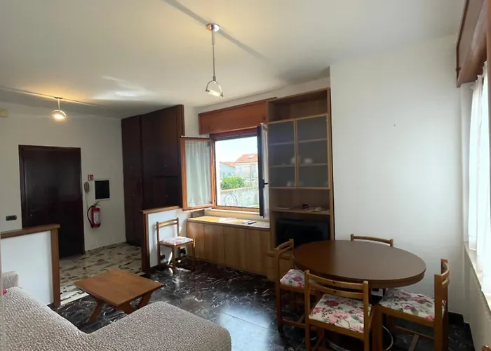 Residential Area Near The Sea And The Mountains Lejlighed